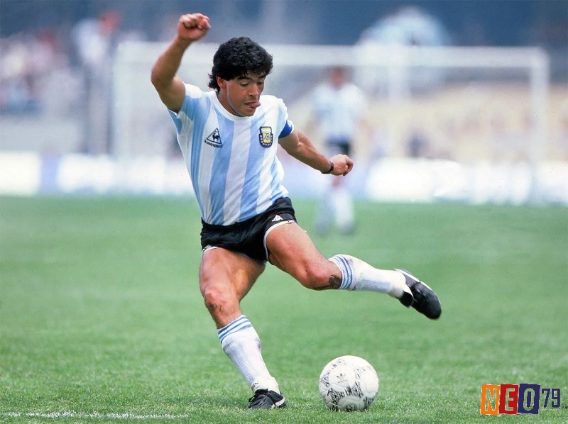 Top 10 cầu thủ vĩ đại nhất thế giới - Diego Maradona