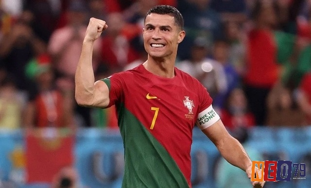 Vị trí của Cristiano Ronaldo trong danh sách top 10 cầu thủ xuất sắc nhất thế giới khiến nhiều người bất ngờ